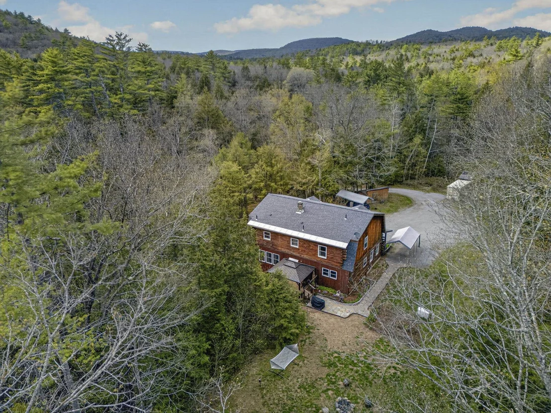 Photo of 333 Roby