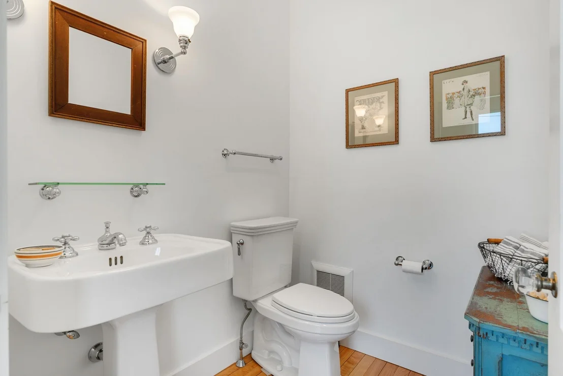 Photo of 1754 Brook