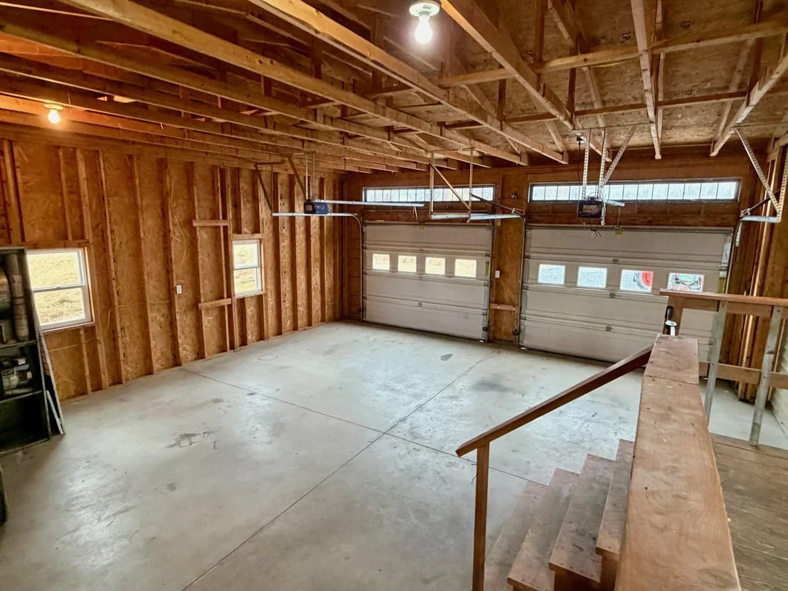 Photo of 111 Deso