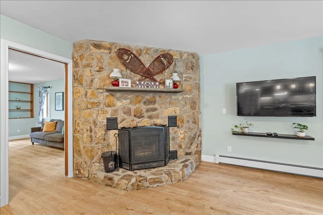 Photo of 230 Pine Meadow