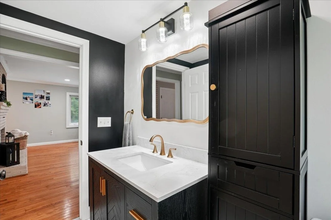 Photo of 319 Windham