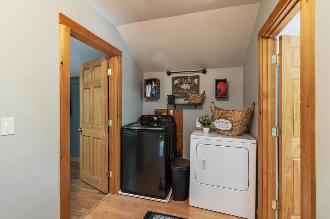Photo of 559 Valley View