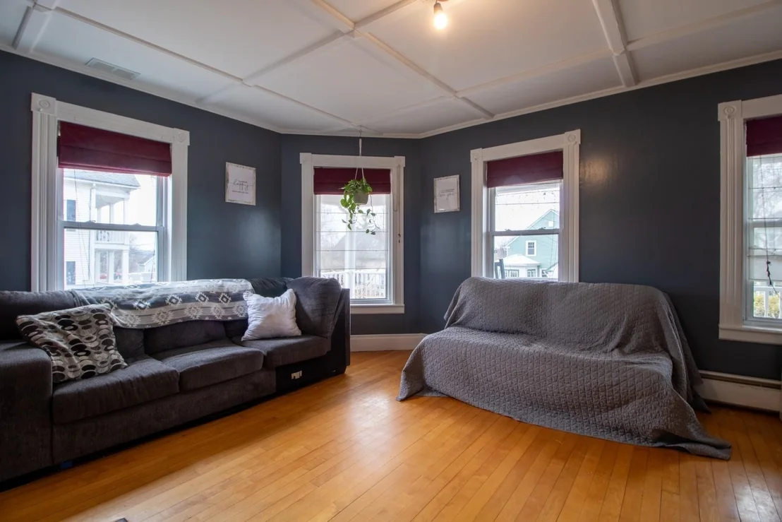 Photo of 44 Taylor