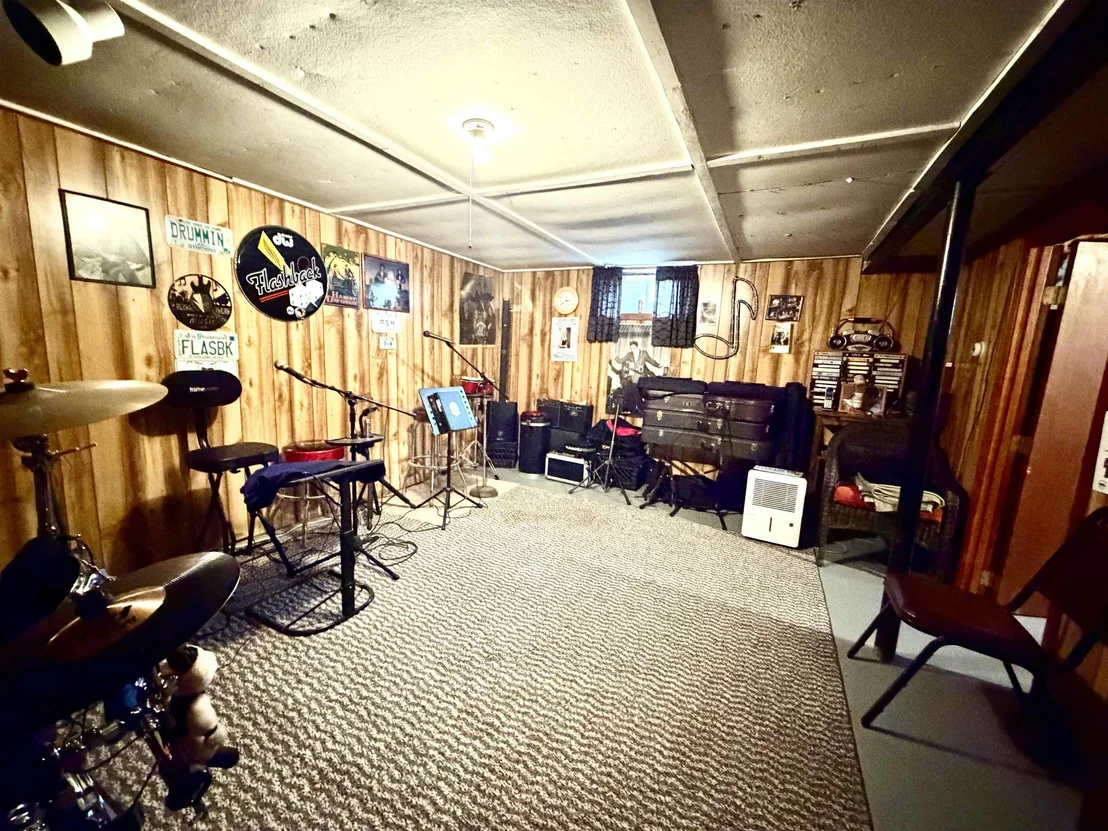 Photo of 774 Hillside