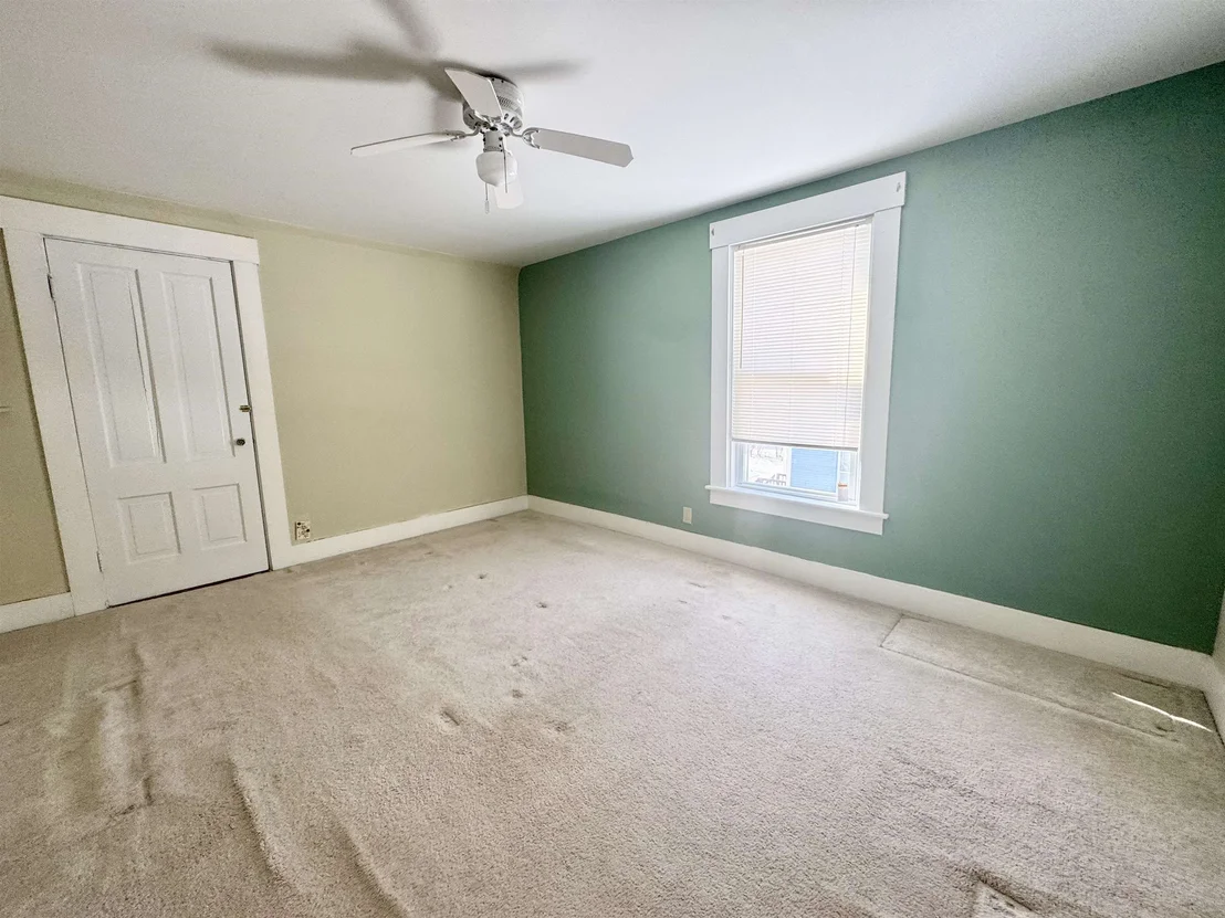 Photo of 137 Wall