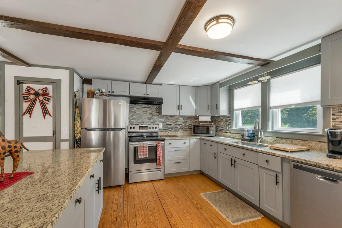 Photo of 40 Boston Hill