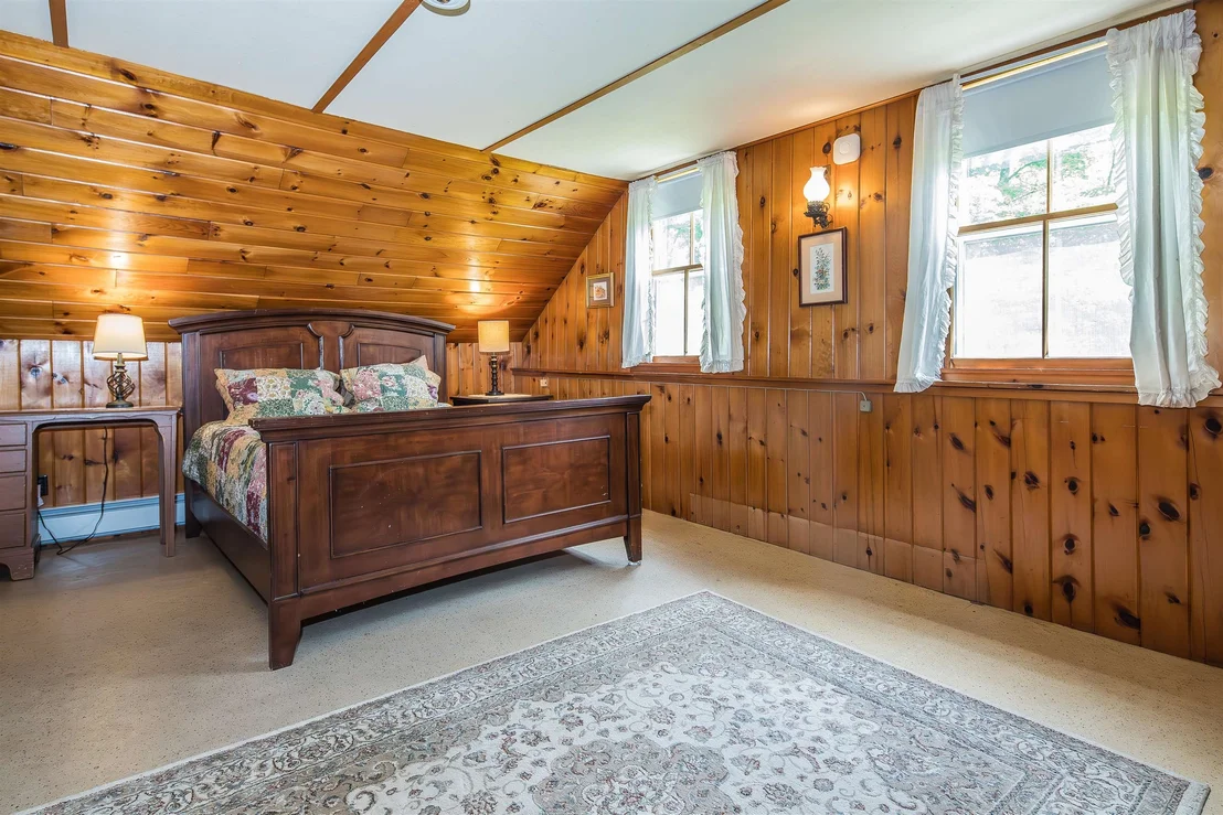 Photo of 2238 Upper Michigan