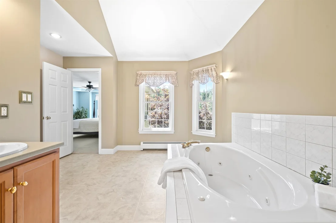 Photo of 4 Monticello