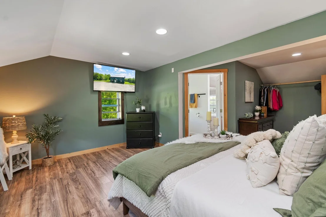 Photo of 559 Valley View