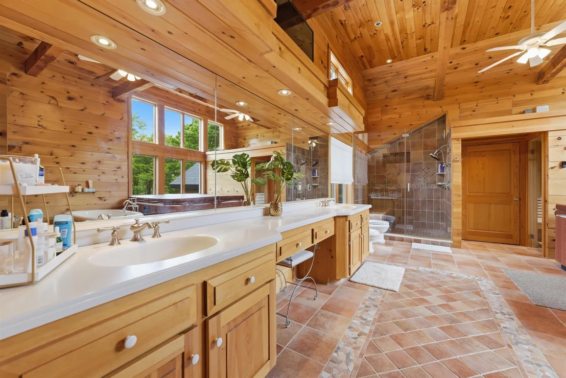 Photo of 27 Mountain View