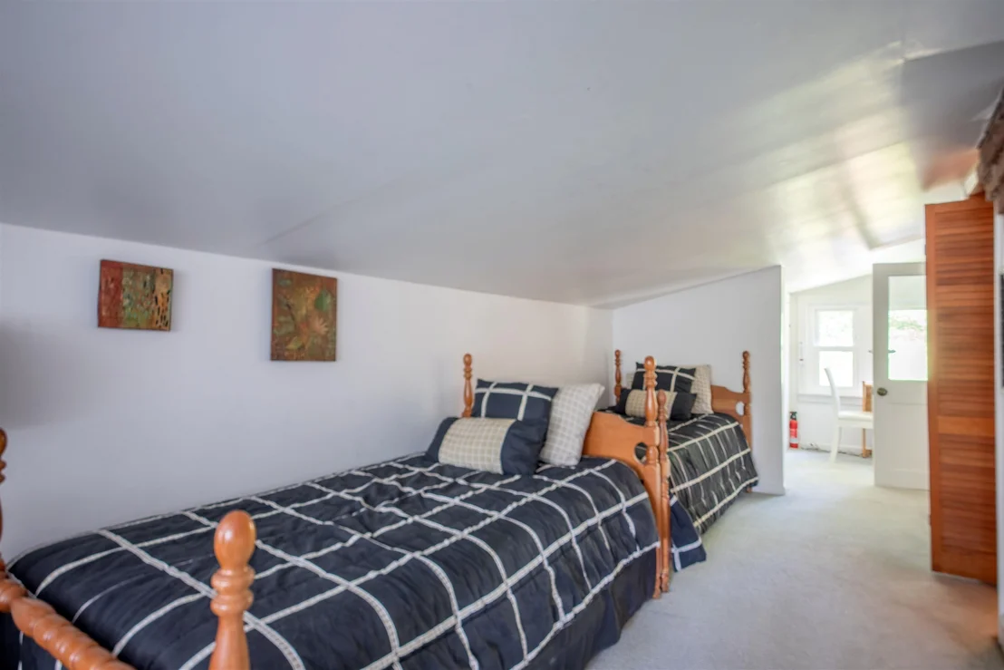Photo of 254 Lawrence