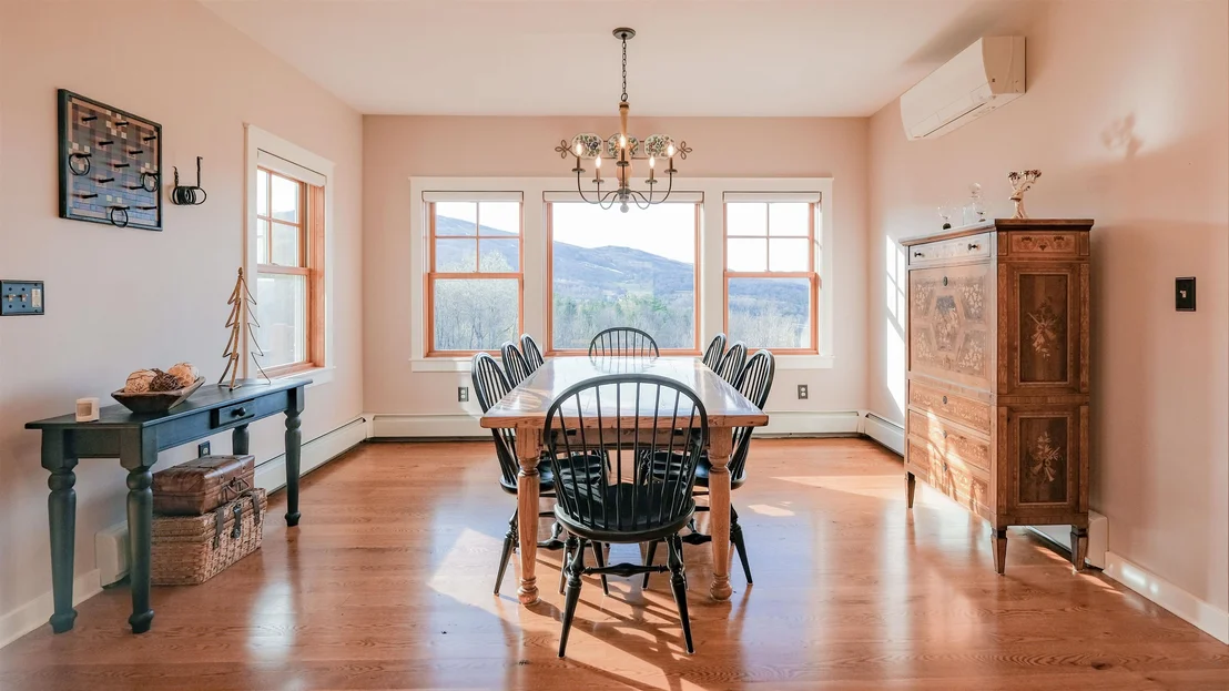 Photo of 42 Deerfield