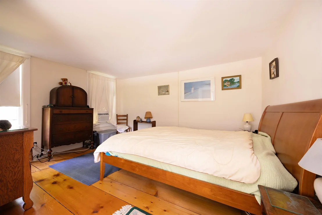 Photo of 535 Oxbow