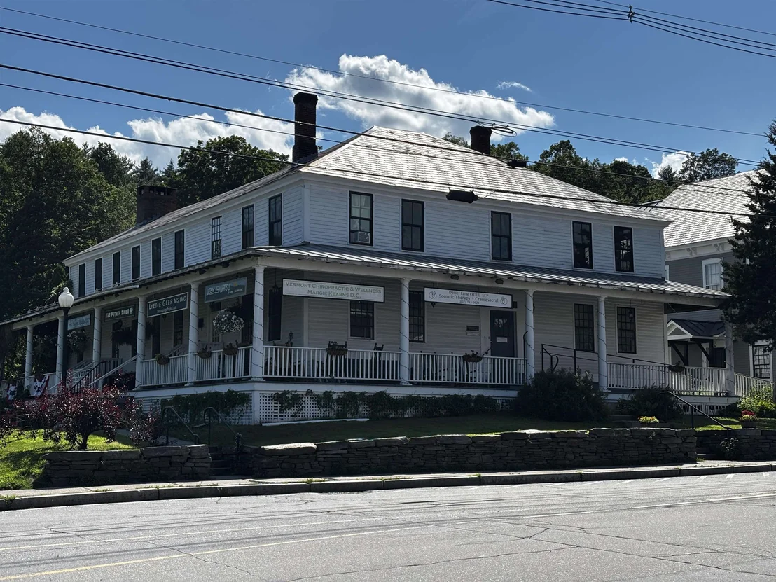 Photo of 40 E Putney Brook