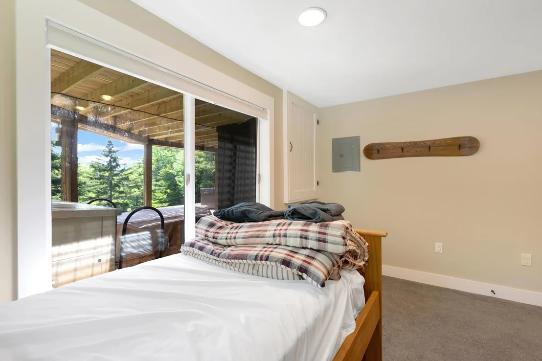 Photo of 476 Dix