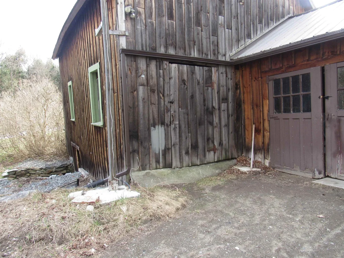 Photo of 701 Bluff