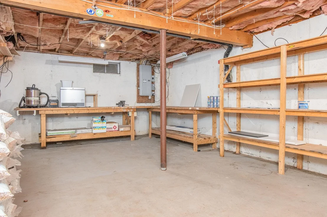 Photo of 20 Redfield