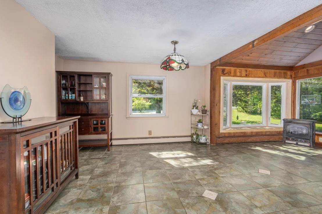 Photo of 140 Mountain View