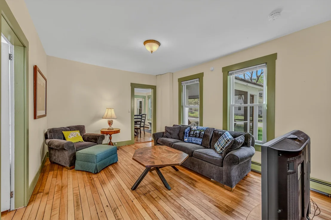 Photo of 91 Meadow