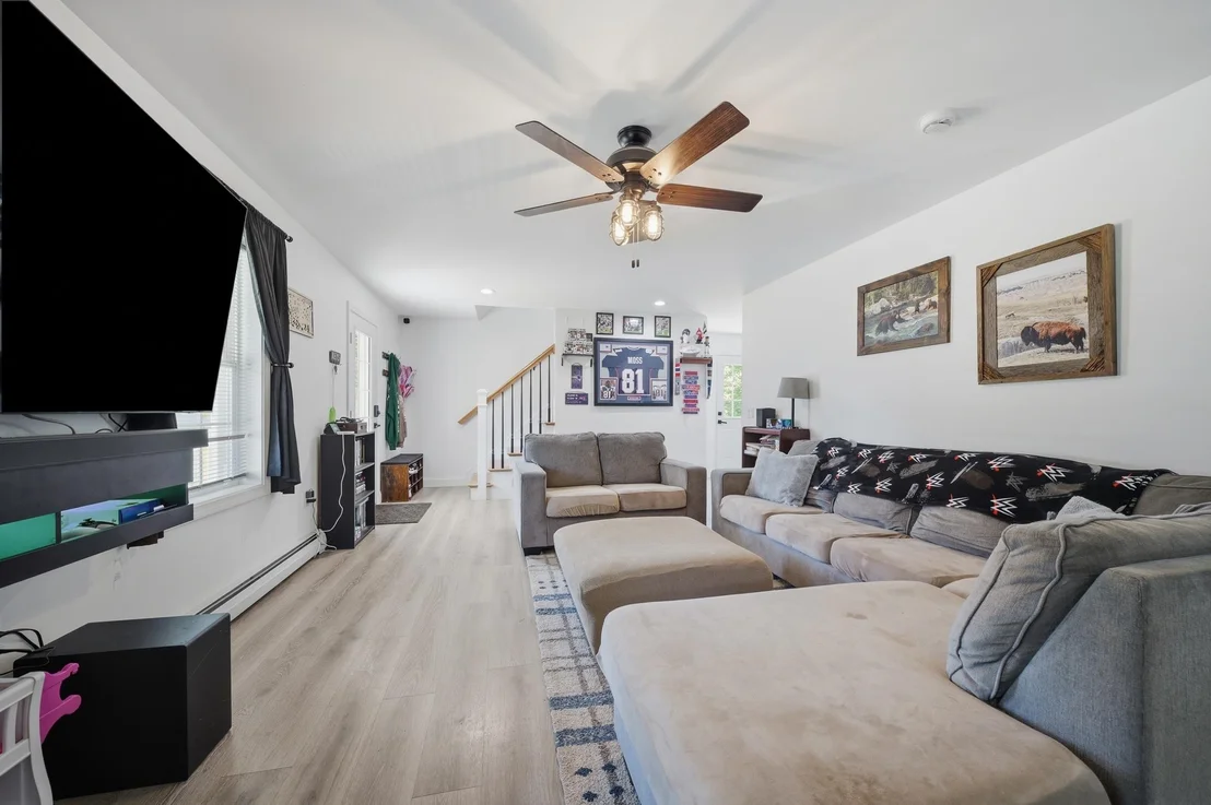 Photo of 366 Keene