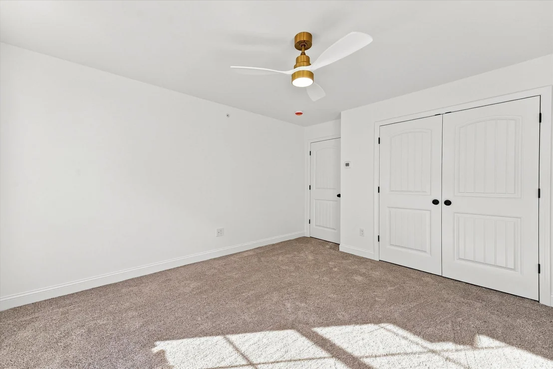 Photo of 6 Gridley