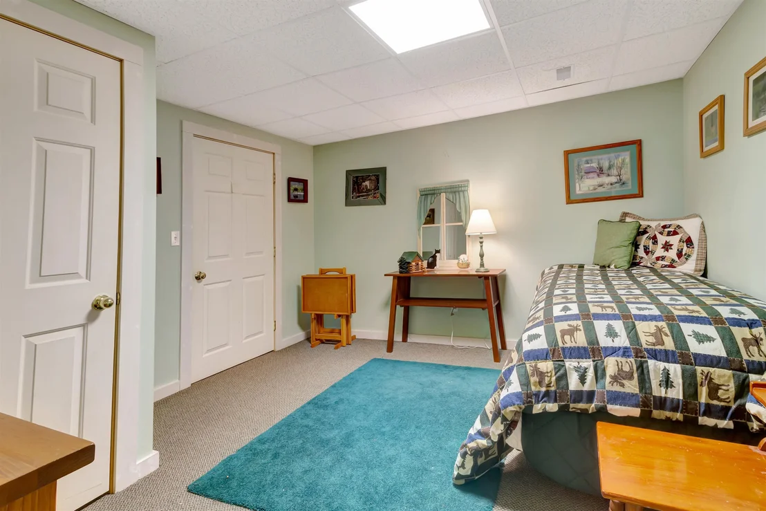 Photo of 1229 Sheldon Hill