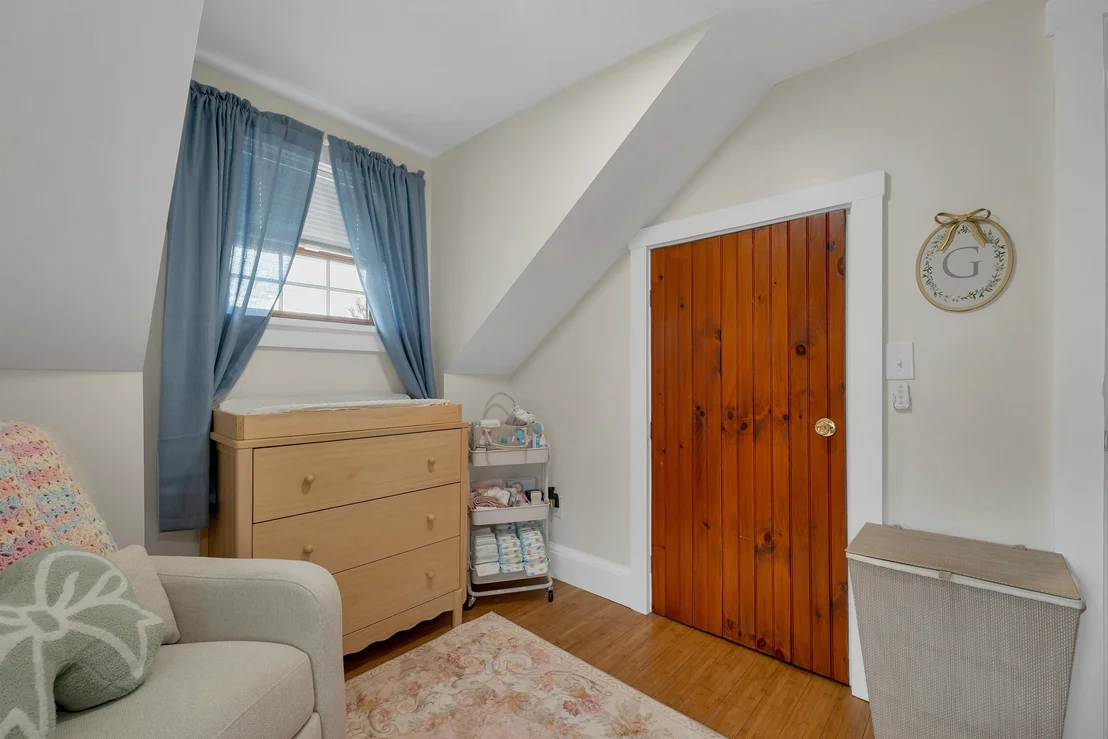 Photo of 256 Pine