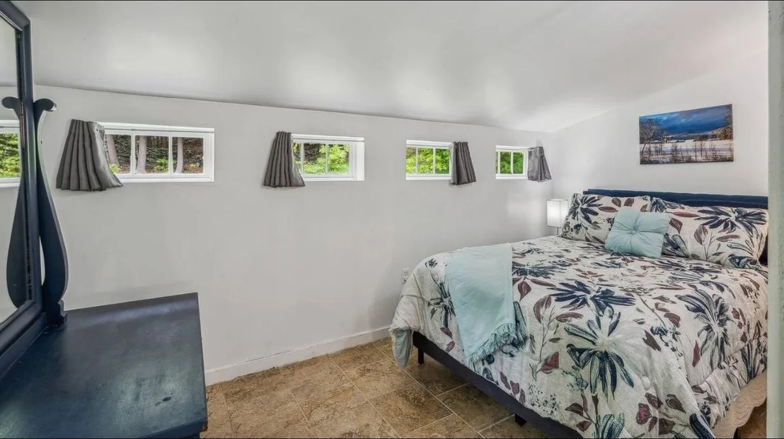 Photo of 511 Shattuck Hill