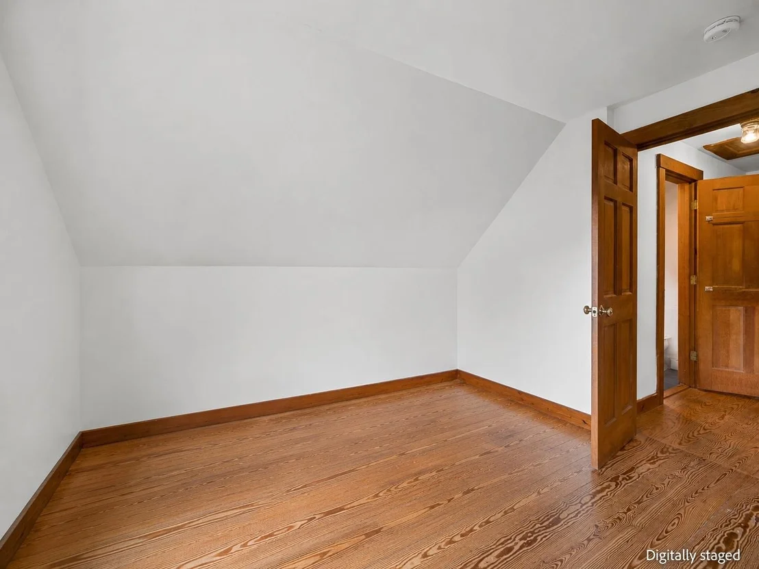 Photo of 254 Macey