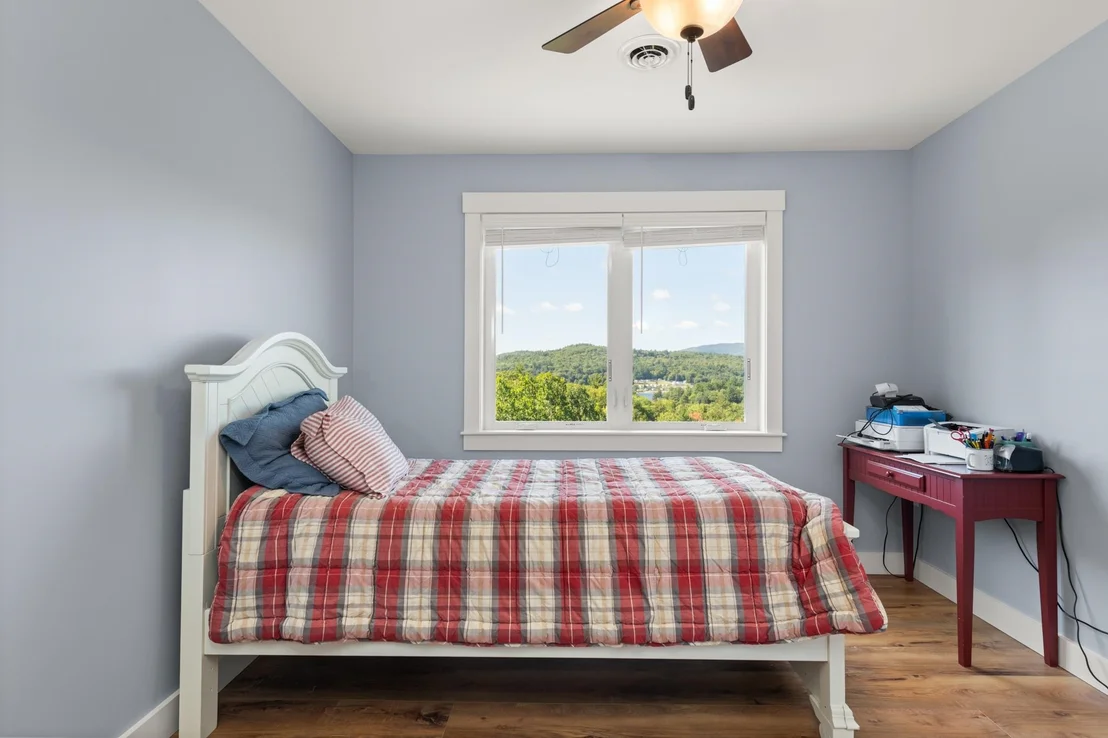 Photo of 140 Hemlock Brook