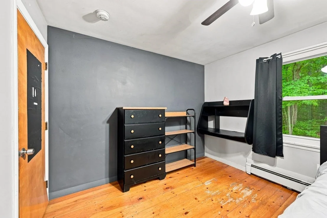 Photo of 143 Long Hill