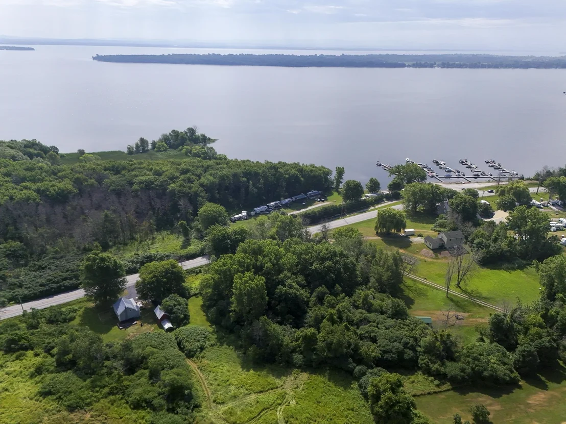 Photo of 4840 US Route 2