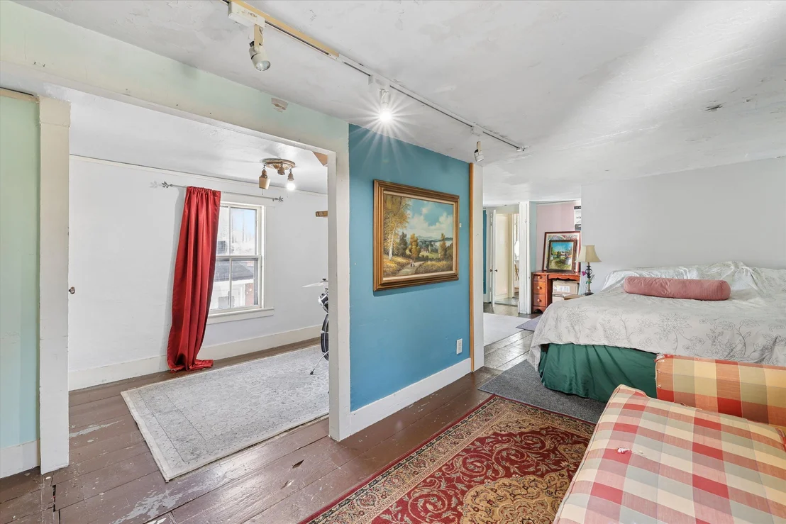 Photo of 47 N Spring