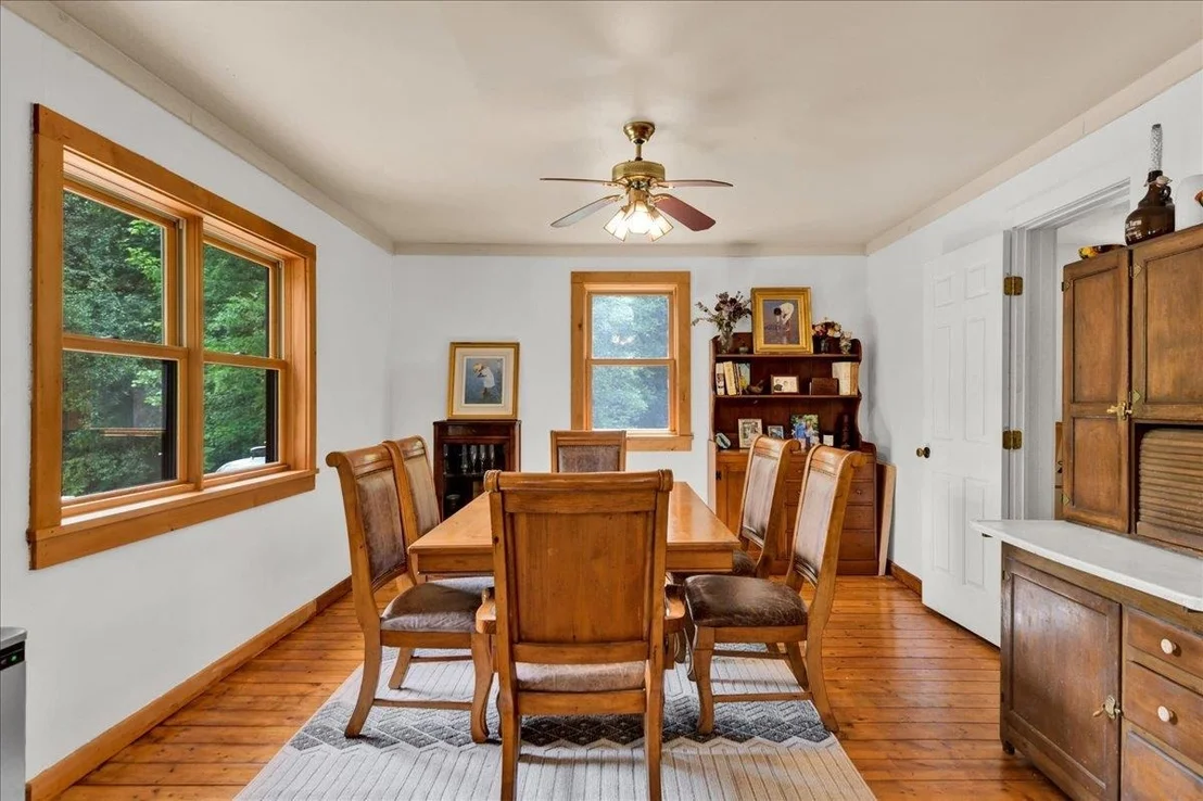Photo of 929 Codding Hollow