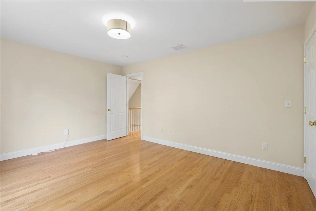 Photo of 75 Tirrell