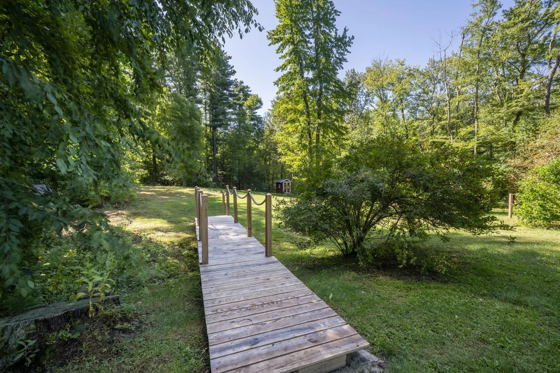 Photo of 28 Longview