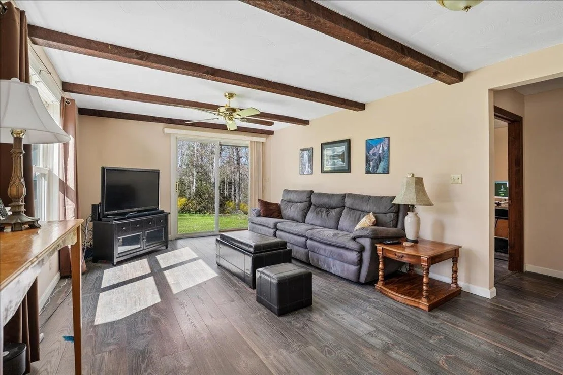Photo of 326 Lockes Hill