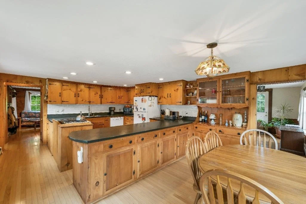 Photo of 533 Ellsworth Hill