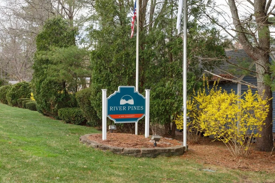 Photo of 4 Clovercrest