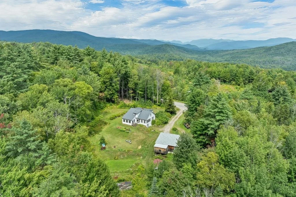 Photo of 533 Ellsworth Hill