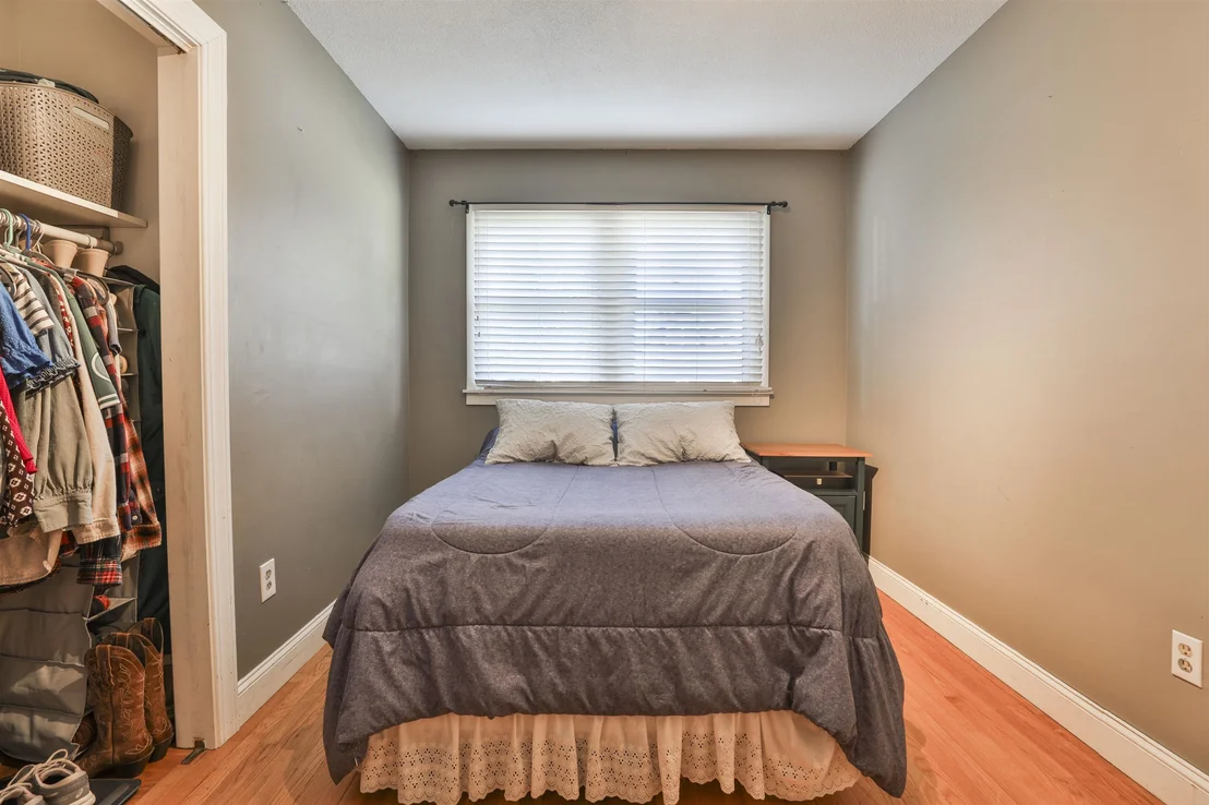 Photo of 61 Knollcrest