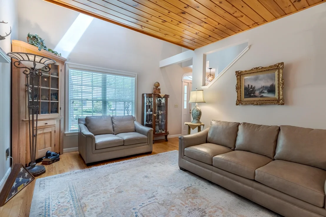 Photo of 59 Stratham Green