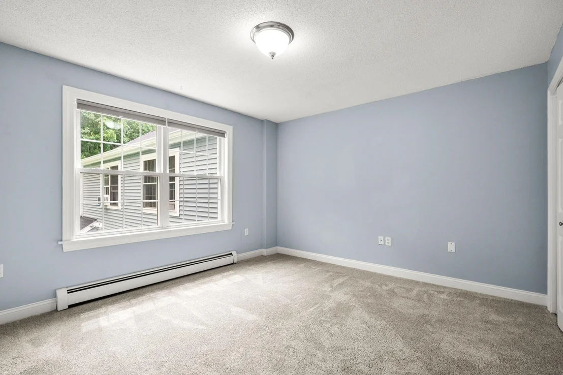 Photo of Unit J7 at 50 Brookside