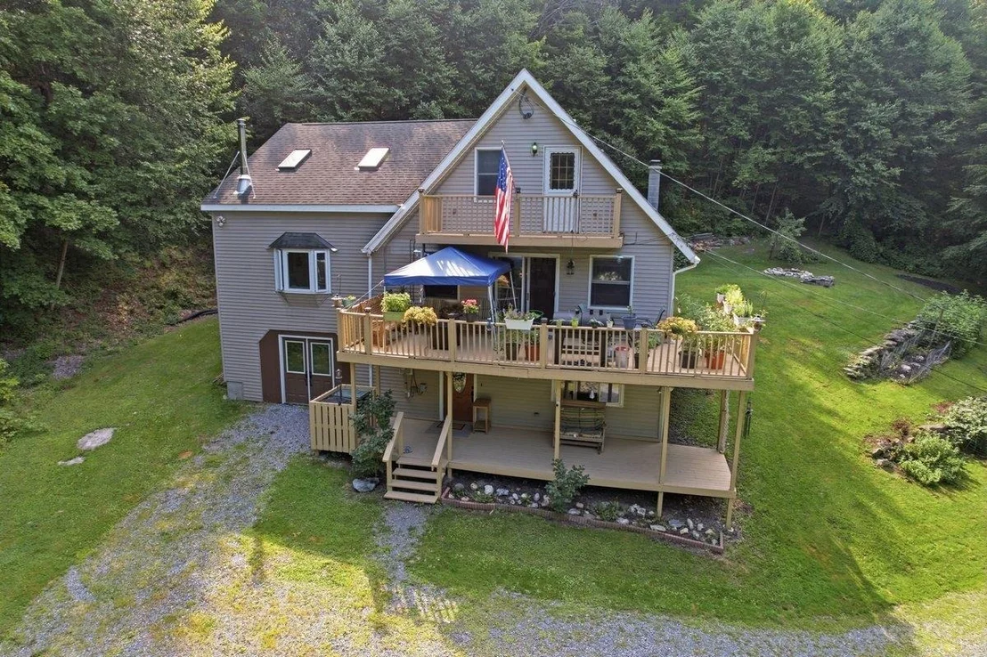 Photo of 87 B Hill