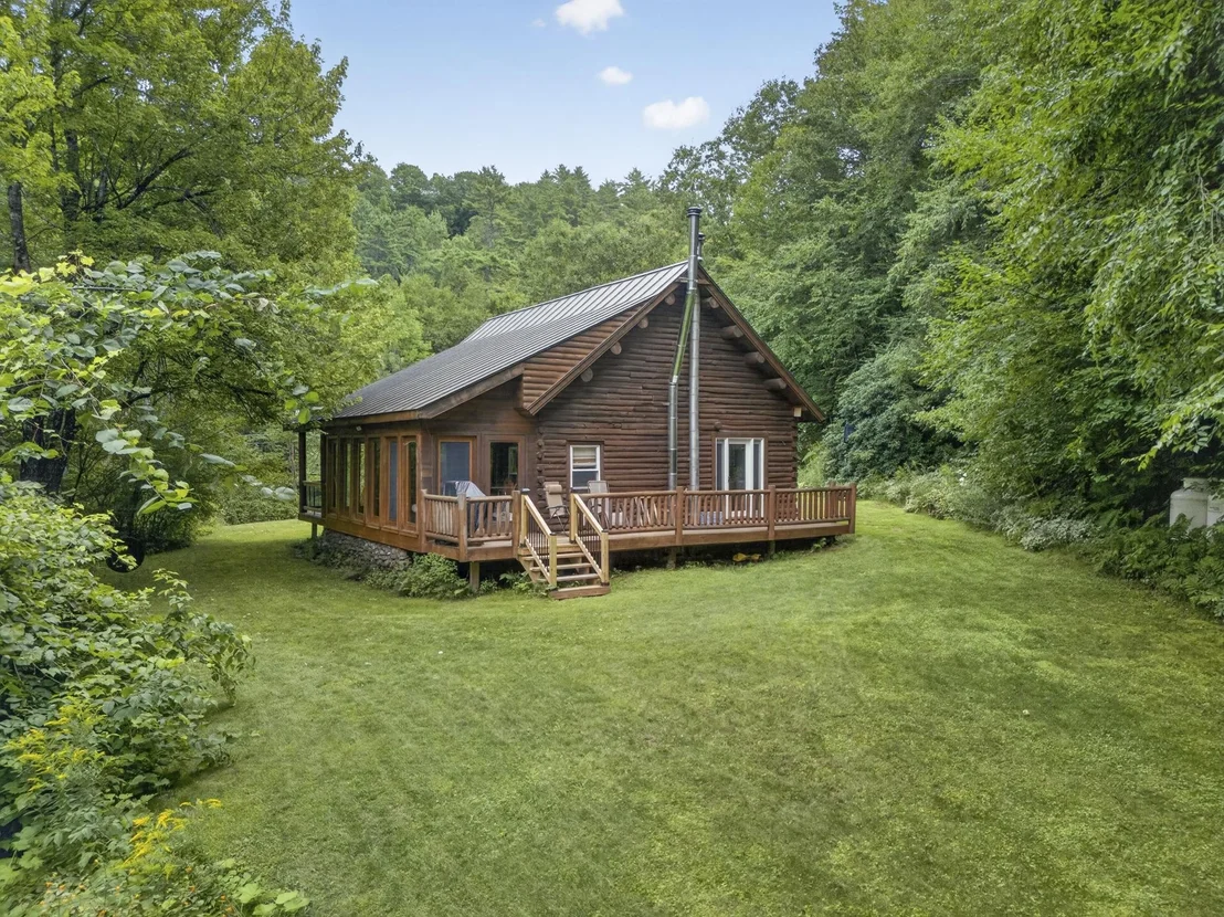 Photo of 220 Hill