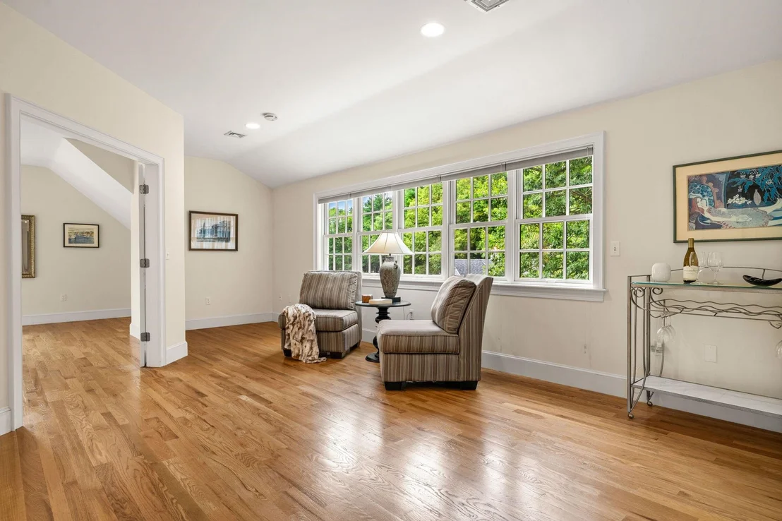 Photo of 21 Garland