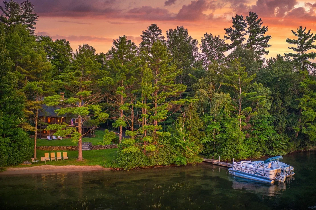 Photo of 11 Squamasee