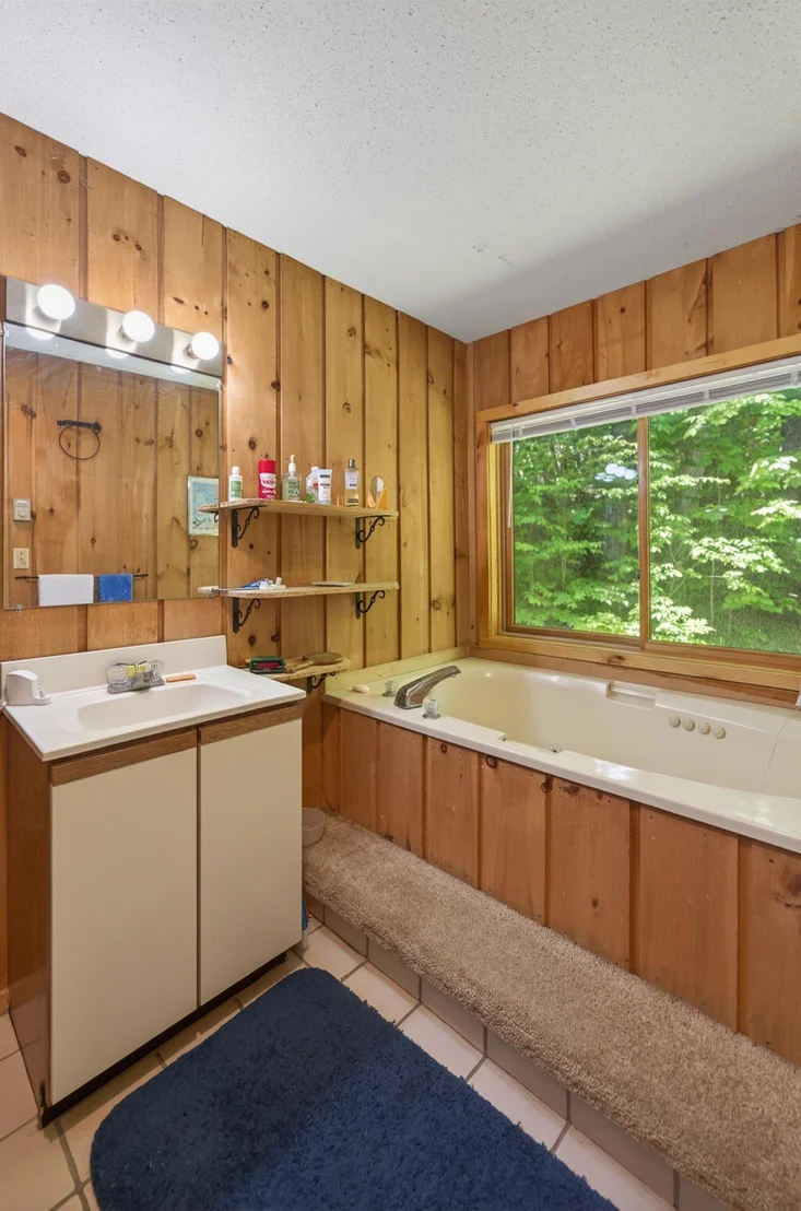 Photo of 36 Bears Den