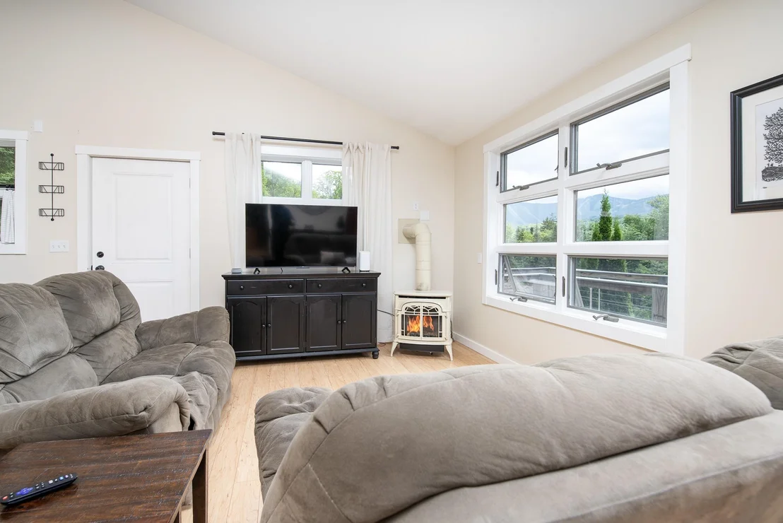 Photo of 325 Dean Hill