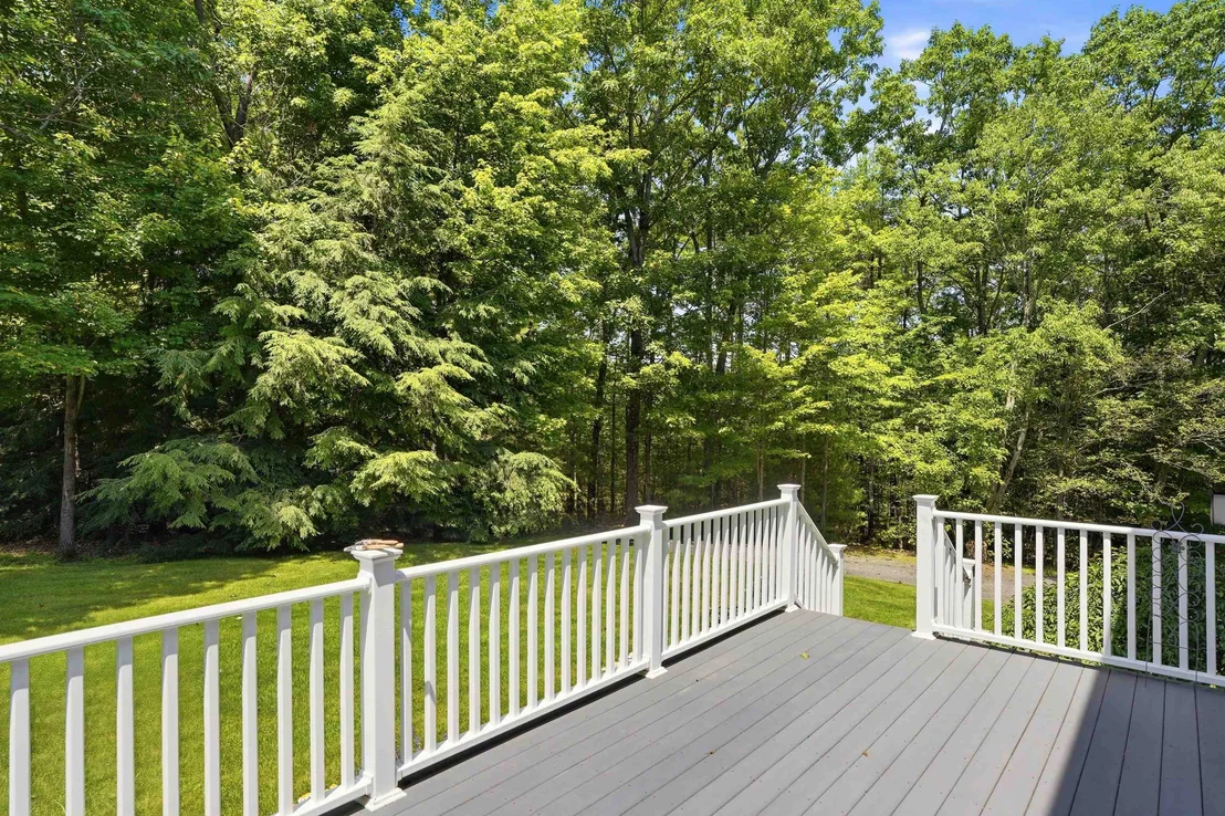 Photo of 1 Eagle Hill